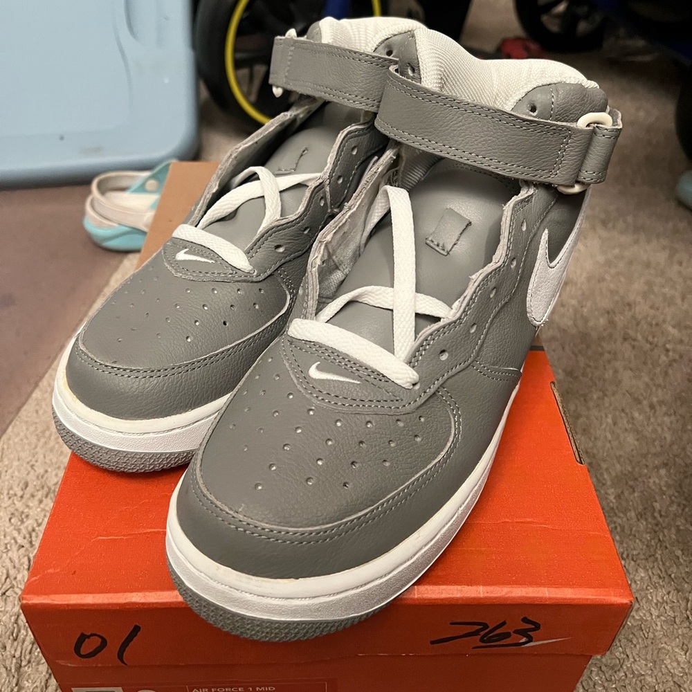 Nike Vintage Air Force 1 Cool Grey Shoes